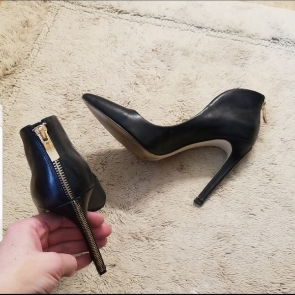 BCBGMaxAzria Shoes - Bcbg leather  shoes size 8,5